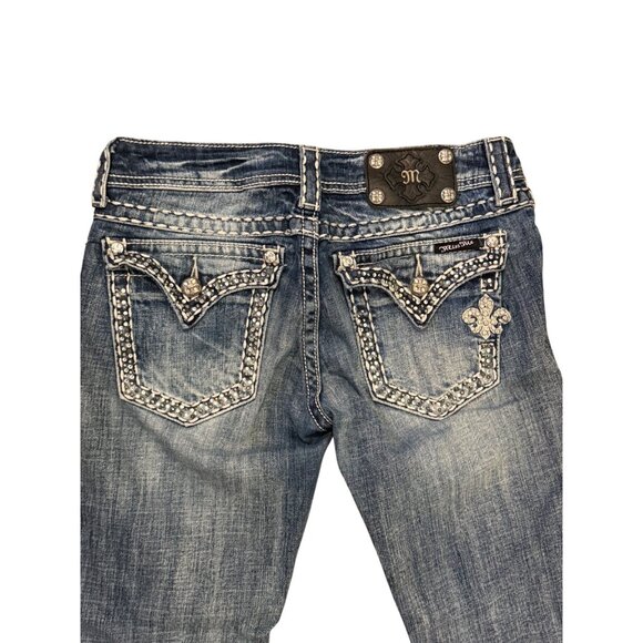 Miss Me Womens Bootcut Jeans Size 27 Rhinestone Back Pocket Design Blue Denim - Picture 1 of 5